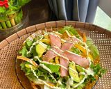 Hình bước làm 2 của món Salad Bơ Cá Hồi Xông Khói