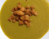 Foto del paso 2 de la receta: Sopa verde con picatostes