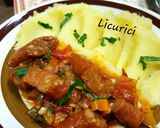Pas rețetă Cârnăciori picanți în sos de legume cu piure de cartofi! 3 fotografie