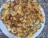 Une image de l'étape 5 de Omelette aux courgettes et tomates.