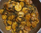 Foto langkah ke 3 dari resep Jengkol Masak Daun Singkong.