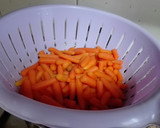Foto del paso 5 de la receta: Espárragos y zanahorias al toque de tomate