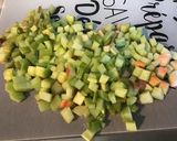 Une image de l'étape 3 de Tarte pêches de vigne et rhubarbe (pâte brisée à la pêche).