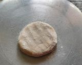A picture of step 5 of Egg roll.