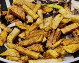 A picture of step 4 of Chilli potato.