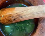Foto del paso 2 de la receta: Congrio abierto en salsa verde
