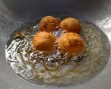 A picture of step 9 of Methi Daal Vada.