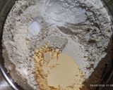 A picture of step 2 of Custard Tea Time Cake.