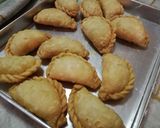 Foto langkah ke 8 dari resep Pastel Kentang Wortel.