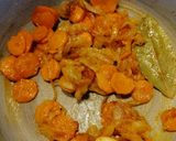 Foto del paso 4 de la receta: Chuletas de aguja de cerdo en salsa española