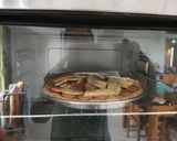 Foto langkah ke 9 dari resep Pizza ala Pizza H*t.