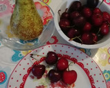 Foto del paso 3 de la receta: Tarta de pera con cerezas