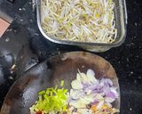 Foto langkah ke 1 dari resep Tauge / toge cah ikan asin.