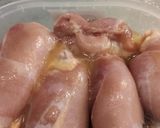 Фото кроку 2 до Куриные рулетики с курагой в медовом соусе в мультиварке.