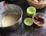 Foto del paso 5 de la receta: Muffins de vainilla rellenos con dulce de leche