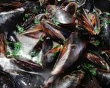 Foto del paso 4 de la receta Mejillones a la marinera