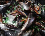 Foto del paso 4 de la receta: Mejillones a la marinera