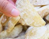 Foto langkah ke 2 dari resep Crispy Potato Wedges - Ala Cafe.
