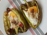 Pimiento verde con jamón, queso y huevo en Air fryer