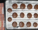 Foto del paso 4 de la receta: Galletitas de chocolate. Fácil, rico, y con pocos ingredientes😋