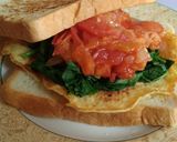 Foto langkah ke 6 dari resep Chicken Egg Spinach Sandwich.