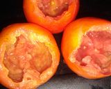 A picture of step 1 of Stuffed tomato.
