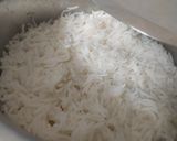 A picture of step 1 of Tava Pulao.