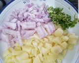 A picture of step 2 of Aloo ke pakoray.