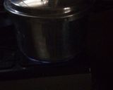 A picture of step 1 of Beans porriage With Red and Green Apple.
