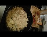 Foto del paso 4 de la receta: Arroz salteado con morrón y zanahoria 😋