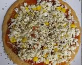 ચીઝ કોર્ન પિઝા (Cheese corn pizza recipe in Gujarati) રેસીપી સ્ટેપ2ફોટો