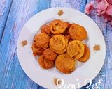A picture of step 4 of Raw/Green Tomato Fritters.