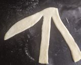 A picture of step 4 of Sweet Braided Buns.