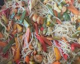 Φωτογραφία βήματος 5 της συνταγής Noodles με γαρίδες και λαχανικά