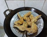 Foto langkah ke 3 dari resep Sayap Ayam Goreng Tepung.