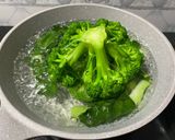 Hình bước làm 2 của món Bông cải luộc