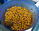 Foto del paso 3 de la receta: Snacks de garbanzos crocantes
