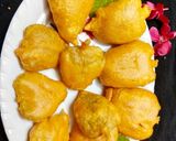 A picture of step 8 of Vaamu akku bhajji - Ajwain patte ke bhajji - carom leaves fritters.