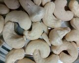 કાજુ જામફળ (Kaju Jamfal Recipe In Gujarati) રેસીપી સ્ટેપ1ફોટો