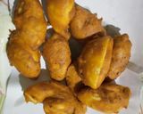 A picture of step 4 of Egg Pakorhay.