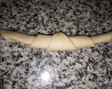 Foto del paso 6 de la receta: Medialunas caseras (snack) 😋
