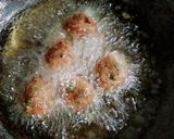 A picture of step 9 of Veg kurkure balls.