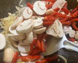 A picture of step 3 of White Wine Mushroom Chicken.