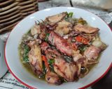 Foto langkah ke 6 dari resep Tumis Cumi Asin Pedas Keto.