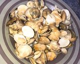 Foto del paso 3 de la receta: Almejas (chirla) al ajillo