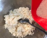 Foto langkah ke 2 dari resep Cenil Singkong Merah Putih.