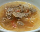 Hình bước làm 3 của món Măng chua nấu canh thịt bò