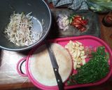 Foto langkah ke 1 dari resep Tumis Toge Jagung Muda.