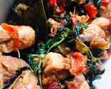 Foto langkah ke 1 dari resep Tumis ayam rica kemangi.