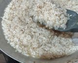 Foto langkah ke 4 dari resep Nasi Tim Ayam Jamur.